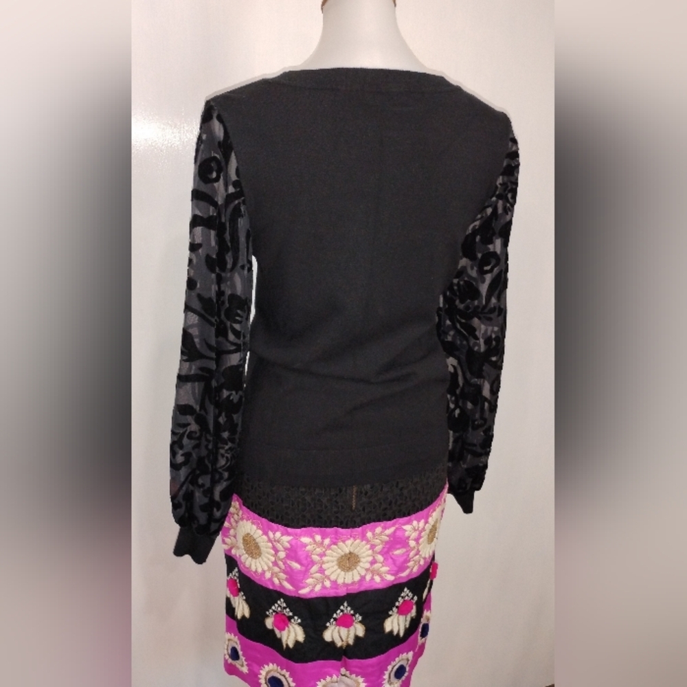BLACK SHEER VELVET SLEEVE TOP - Picture 6 of 8